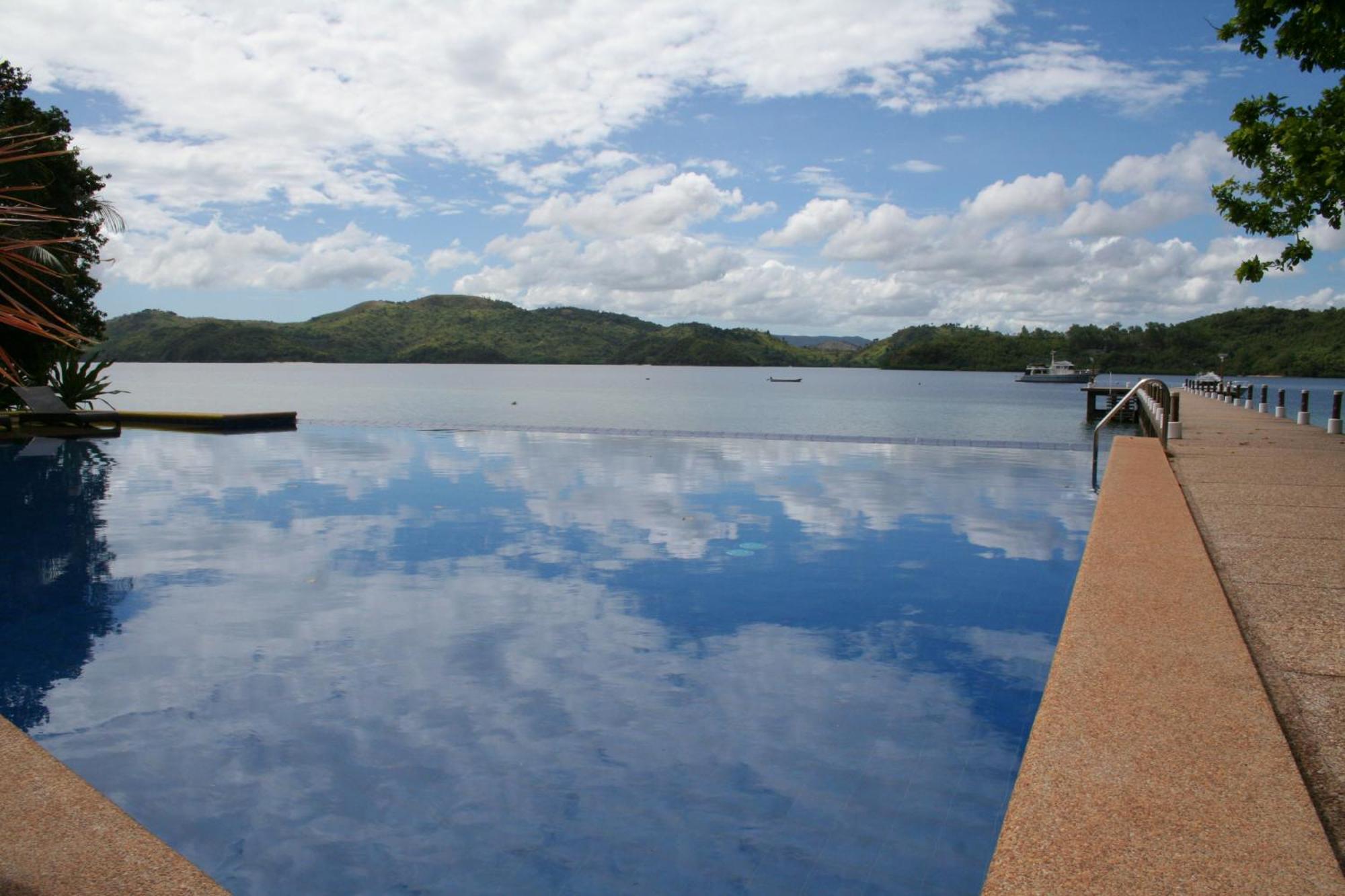 El Rio Y Mar Resort Coron Bagian luar foto