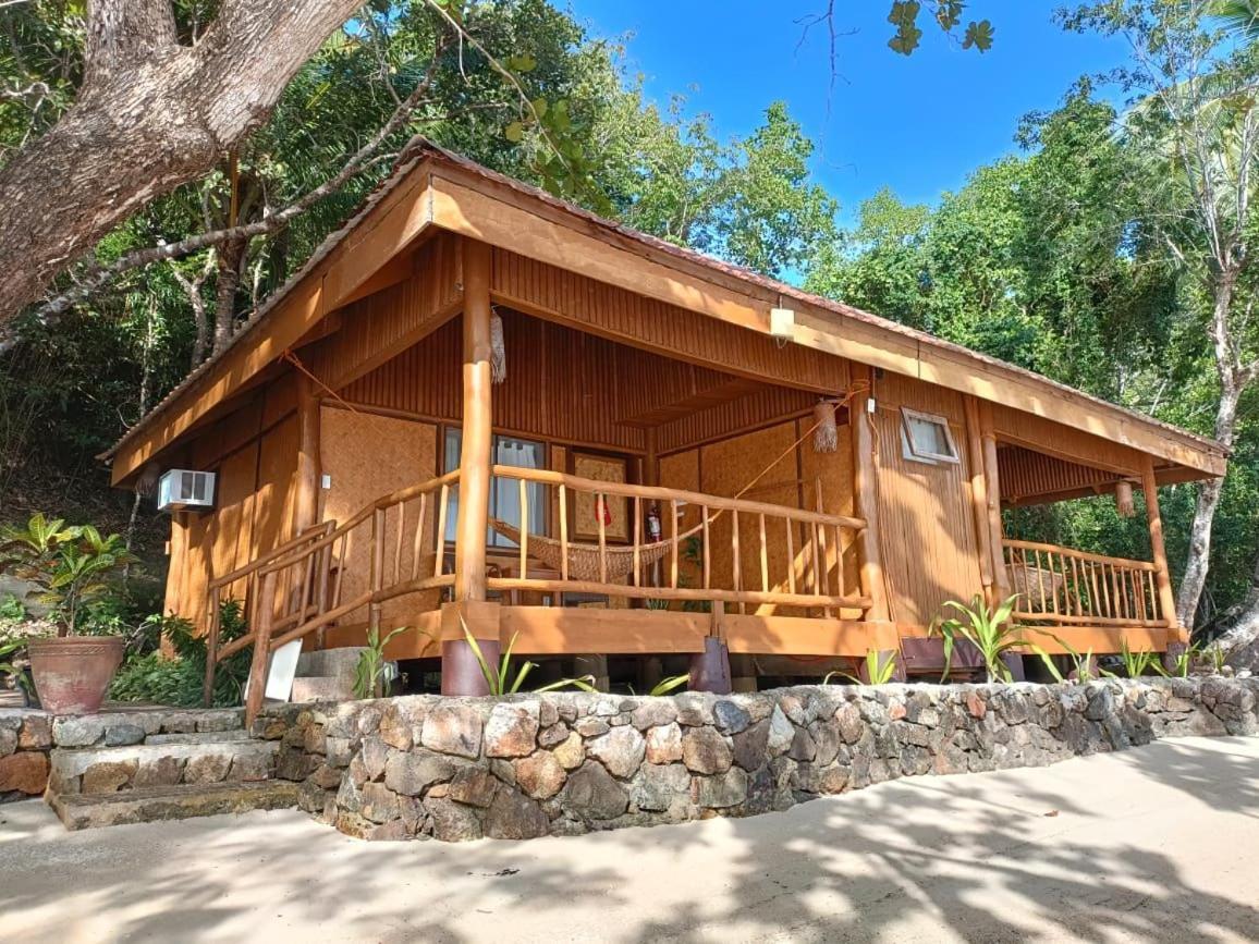 El Rio Y Mar Resort Coron Bagian luar foto